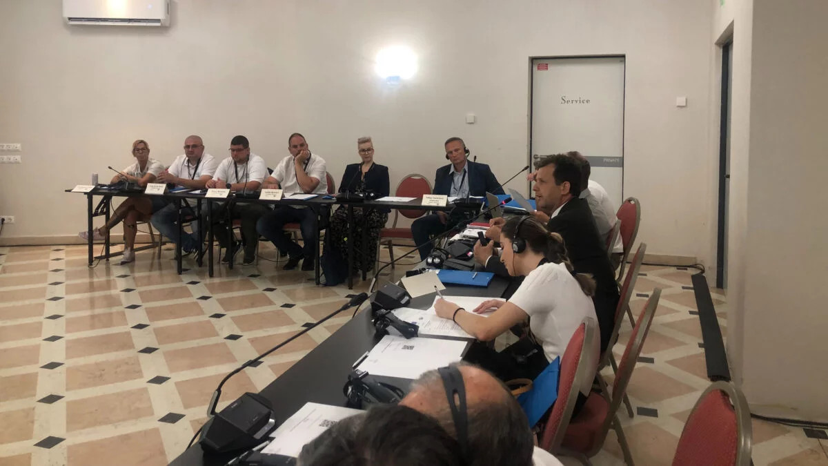 Eredményes nemzetközi szeminárium a kis- és középvállalkozások szabályozásáról. Eredményes nemzetközi szeminárium a kis- és középvállalkozások szabályozásáról.
